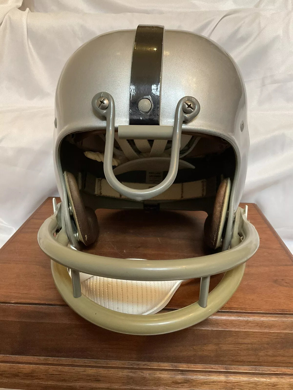 Riddell Kra-Lite RK2 Suspension Football Helmet Oakland Raiders Jim Otto  WESTBROOKSPORTSCARDS   