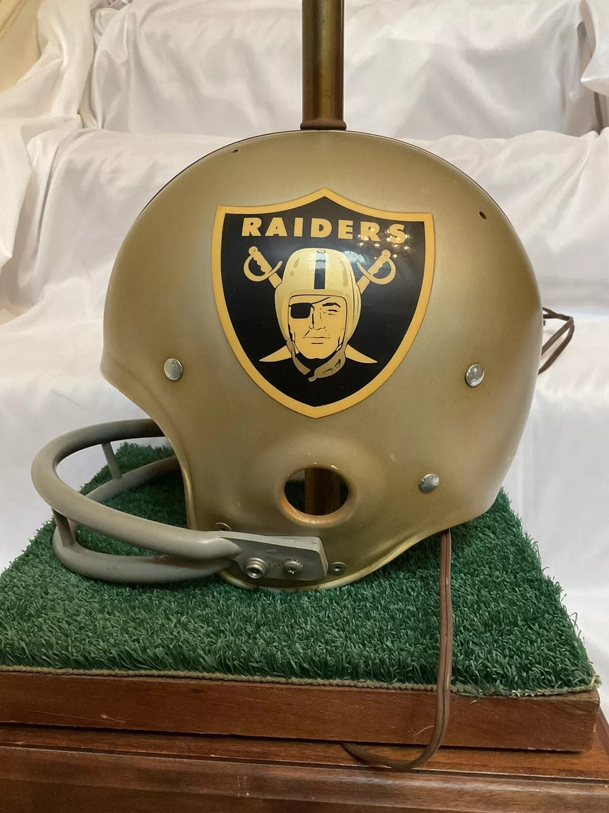 Vintage Riddell 1973 Oakland Raiders Kra-Lite Old Football Helmet Lamp Rare!  WESTBROOKSPORTSCARDS   