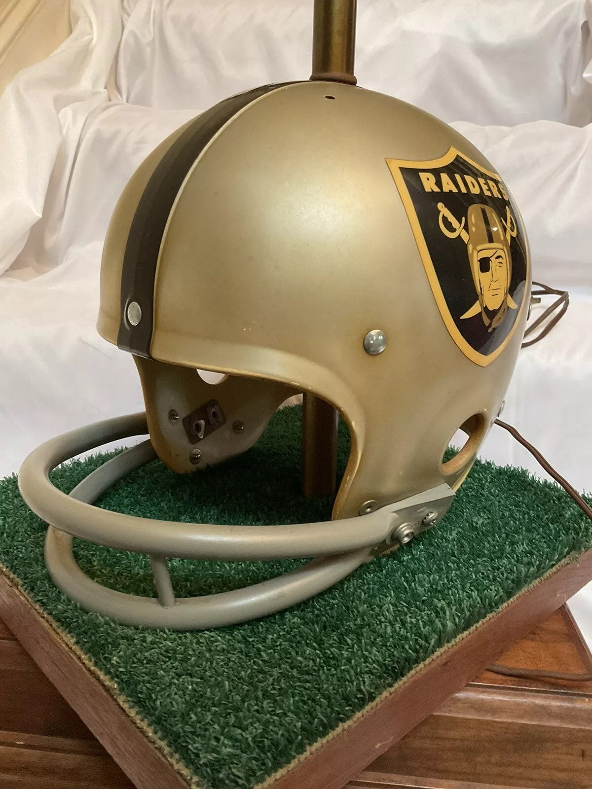 Vintage Riddell 1973 Oakland Raiders Kra-Lite Old Football Helmet Lamp Rare!  WESTBROOKSPORTSCARDS   