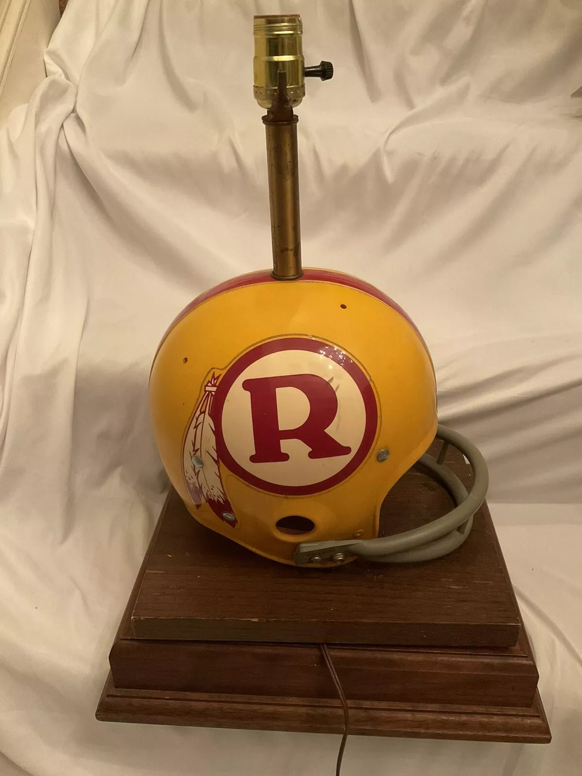 Vintage Original Riddell 1971 Washington Redskins Kra-Lite Football Helmet Lamp  WESTBROOKSPORTSCARDS   