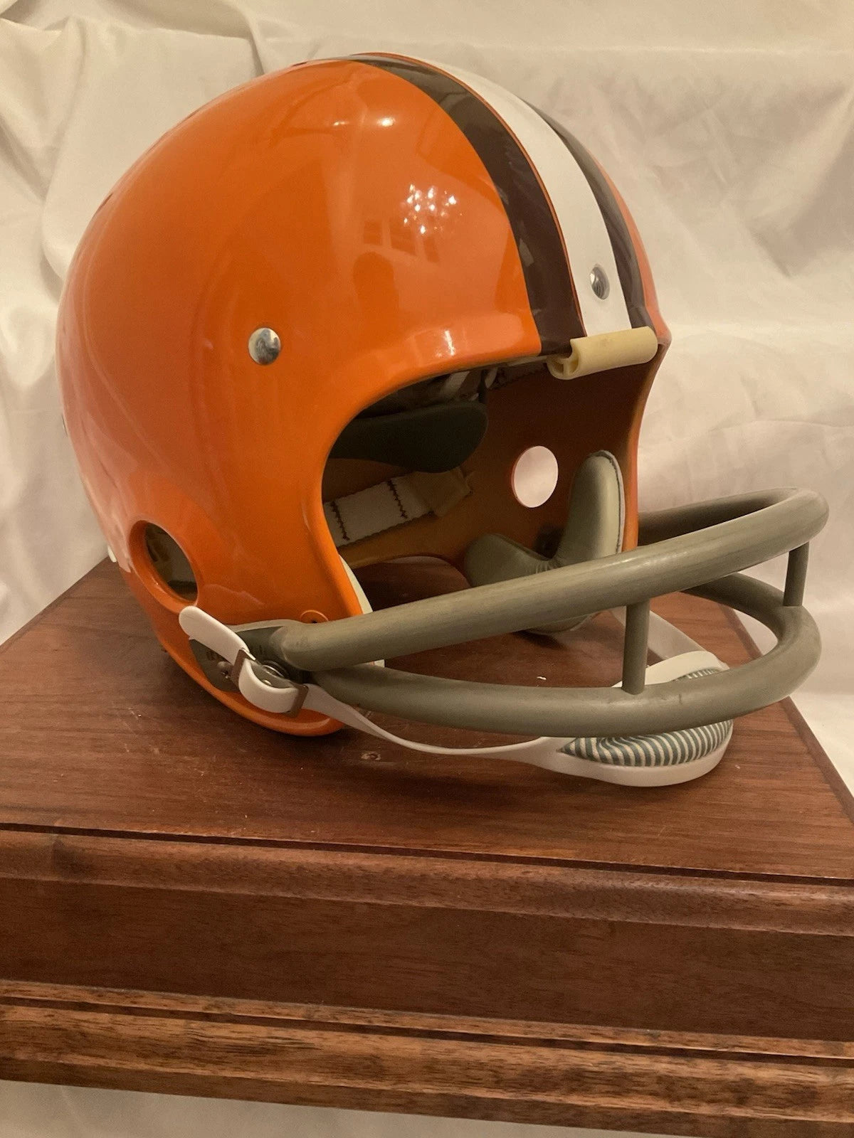 Original Riddell 1973 Kra-Lite TK2 Game Football Helmet Cleveland Browns WESTBROOKSPORTSCARDS