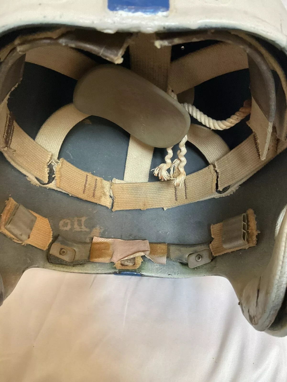 Vintage Original 1940s 1950s Riddell RT2 Football Helmet Custom Baltim – WESTBROOKSPORTSCARDS Vintage Original 1940s 1950s Riddell RT2 Football Helmet Custom Baltim – WESTBROOKSPORTSCARDS