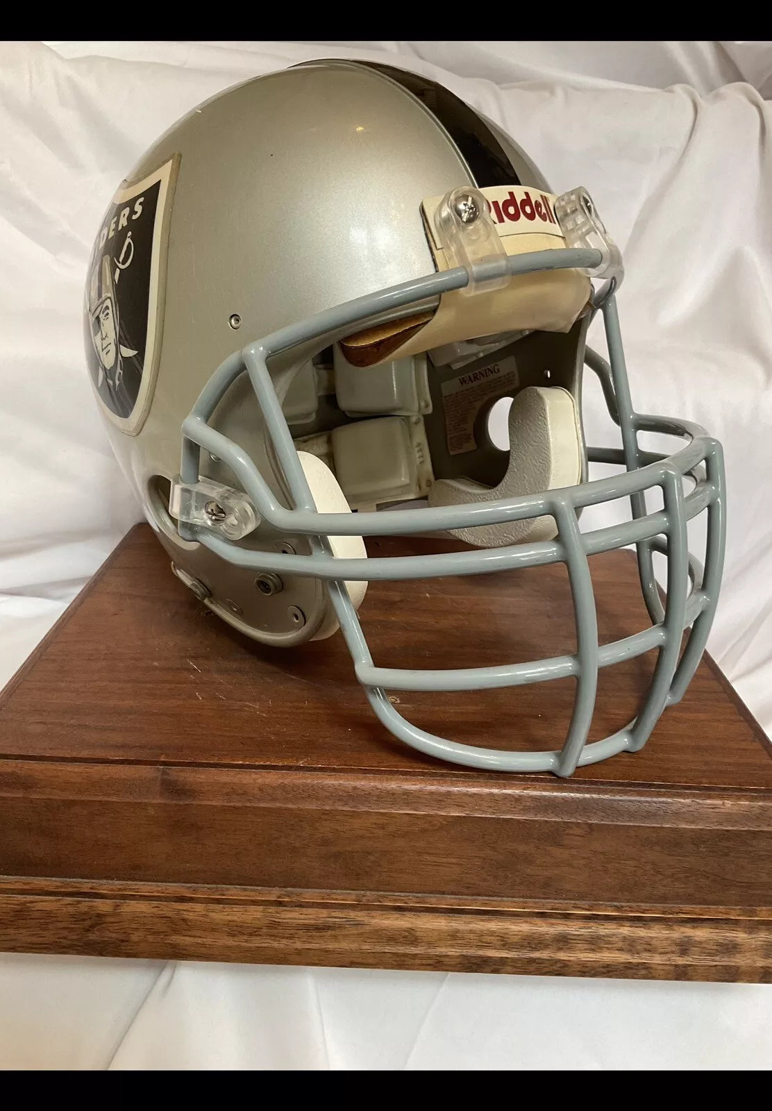 Vintage Riddell VSR-1 Oakland Raiders Game Football Helmet JOP-DW Facemask  WESTBROOKSPORTSCARDS   