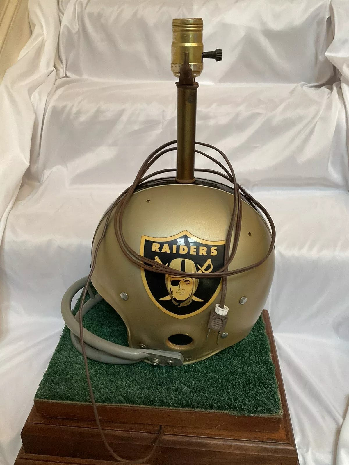 Vintage Riddell 1973 Oakland Raiders Kra-Lite Old Football Helmet Lamp Rare!  WESTBROOKSPORTSCARDS   