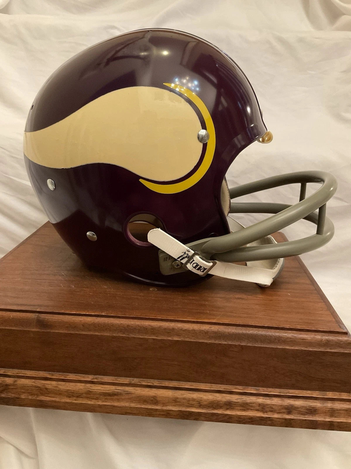 1970 football helmet masks Riddell Kra-Lite TK2 Suspension Football Helmet 1970 Minnesota Vikings – WESTBROOKSPORTSCARDS
