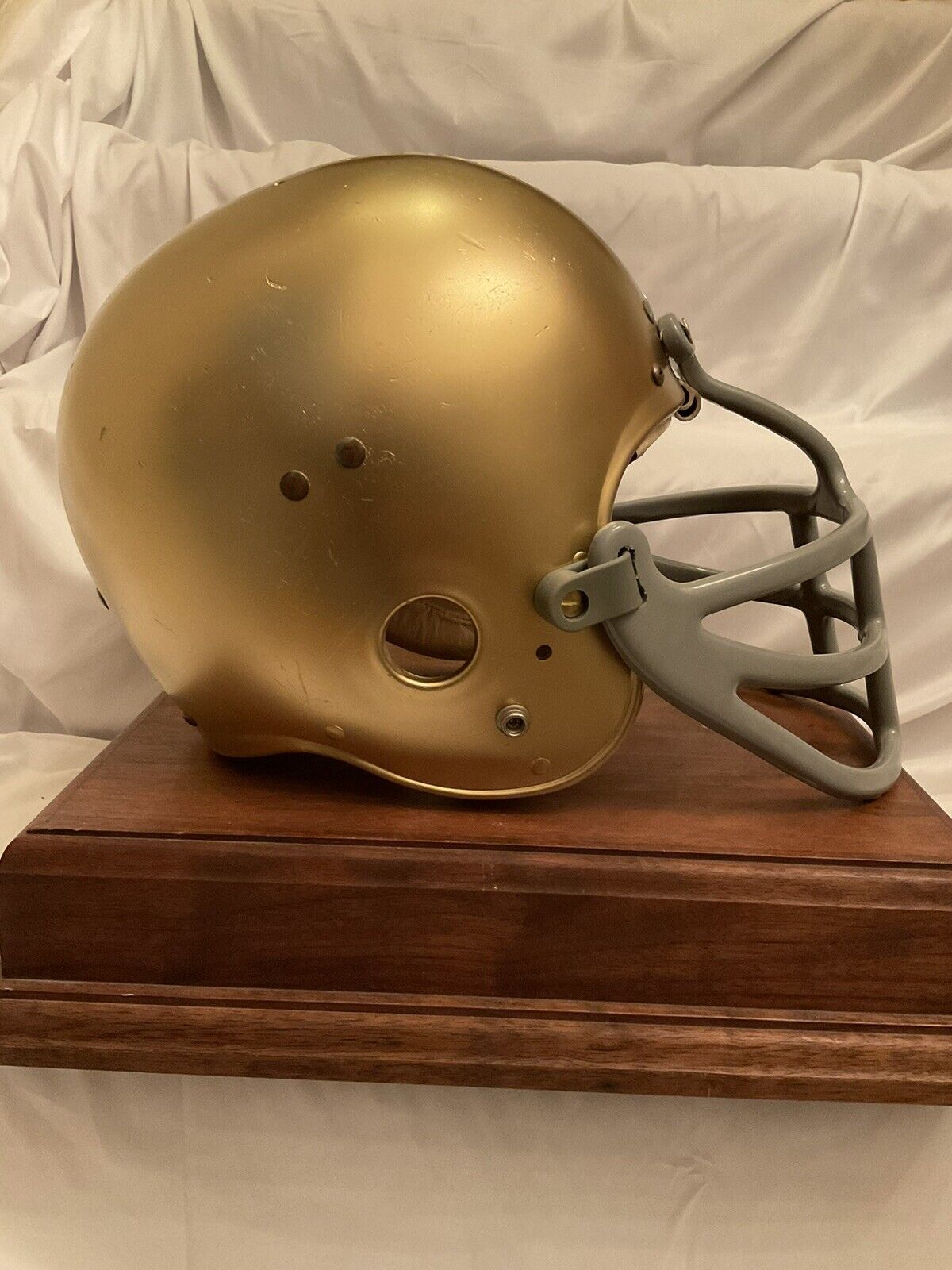 Vintage 1970s Wilson Football Helmet Notre Dame Fighting Irish Ross Browner  WESTBROOKSPORTSCARDS   