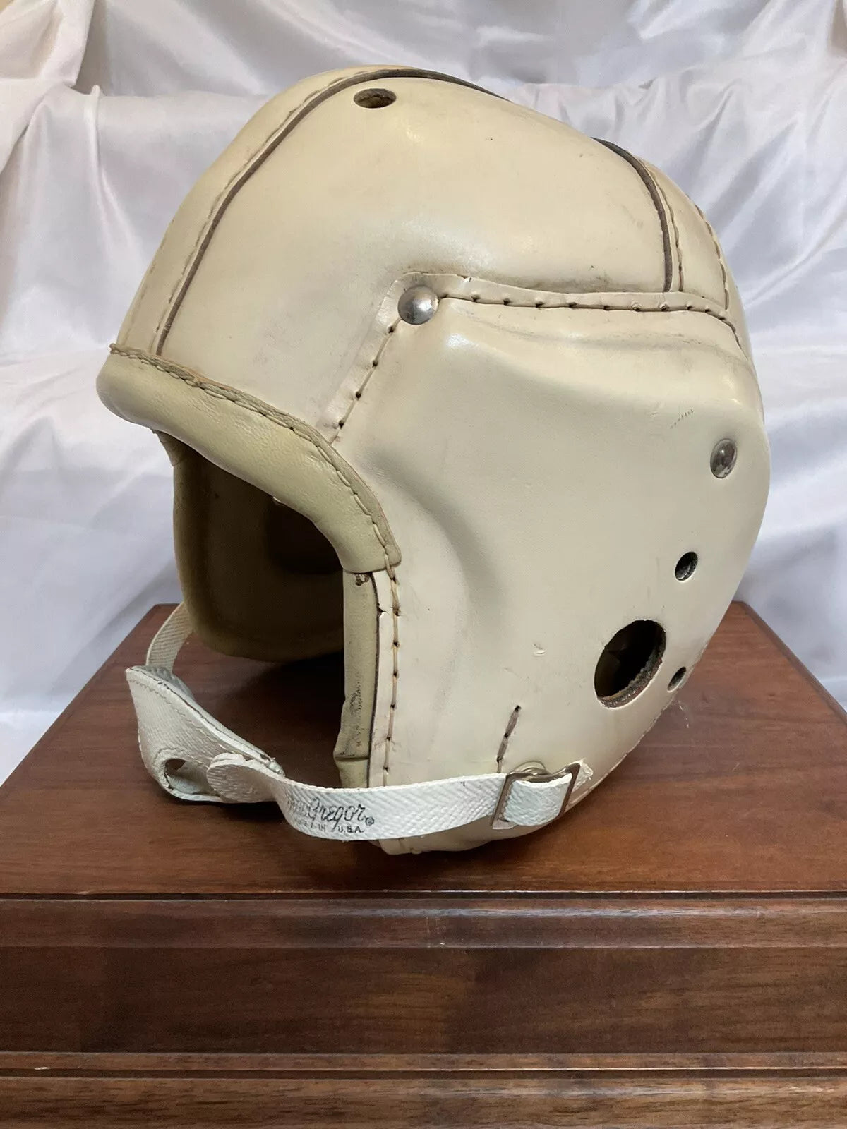 Nice MacGregor Authentic H612 Leather Suspension Football Helmet Size 7 5/8  WESTBROOKSPORTSCARDS   