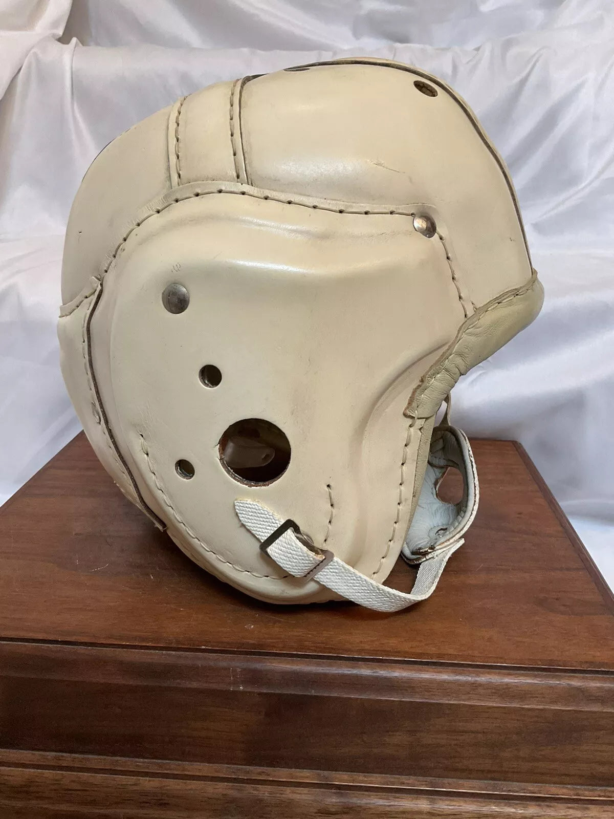 Nice MacGregor Authentic H612 Leather Suspension Football Helmet Size 7 5/8  WESTBROOKSPORTSCARDS   