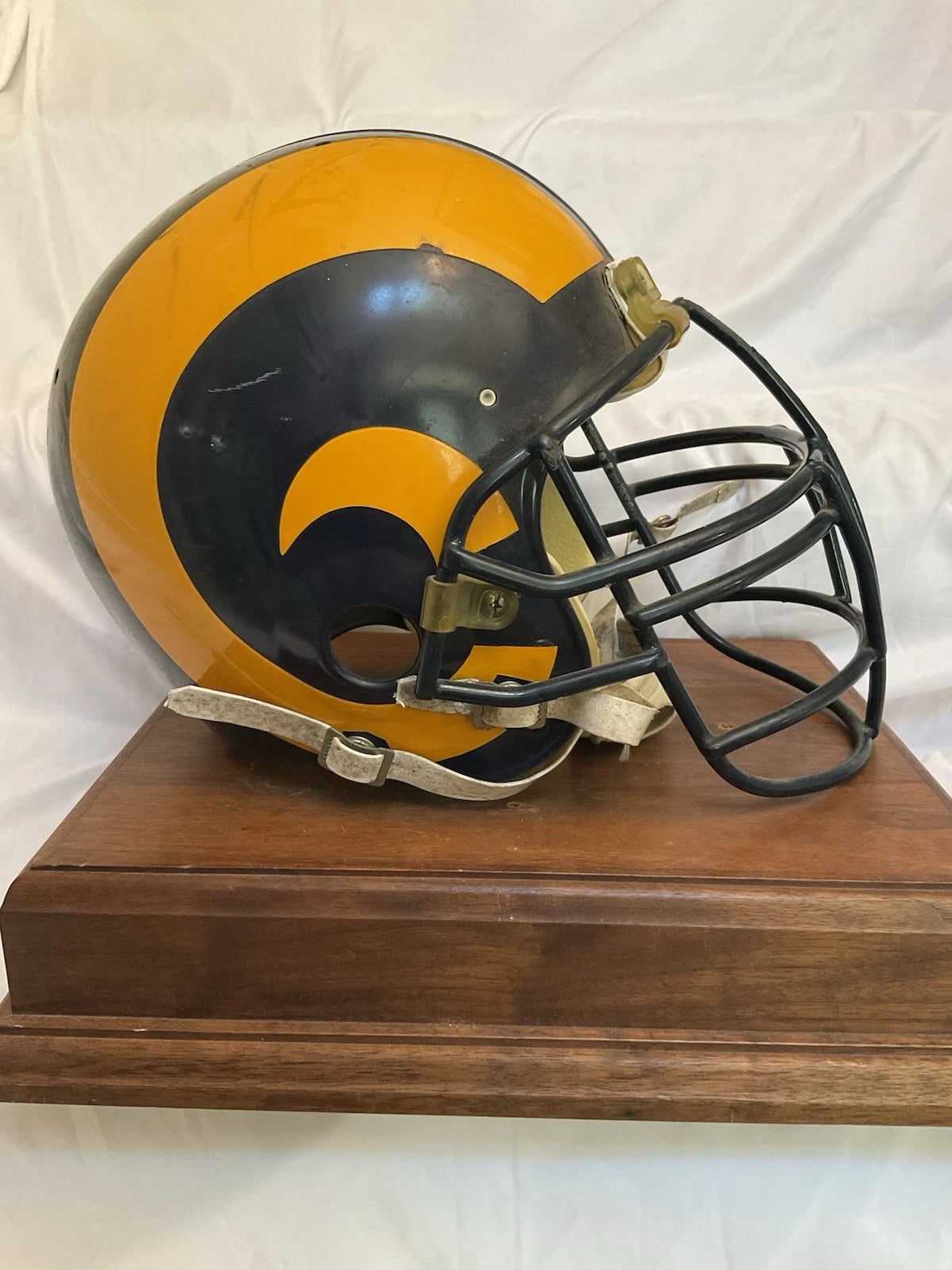 Los Angeles Rams Vintage Riddell 1978 PAC-3 Game Used Football Helmet Size 7 1/4 WESTBROOKSPORTSCARDS