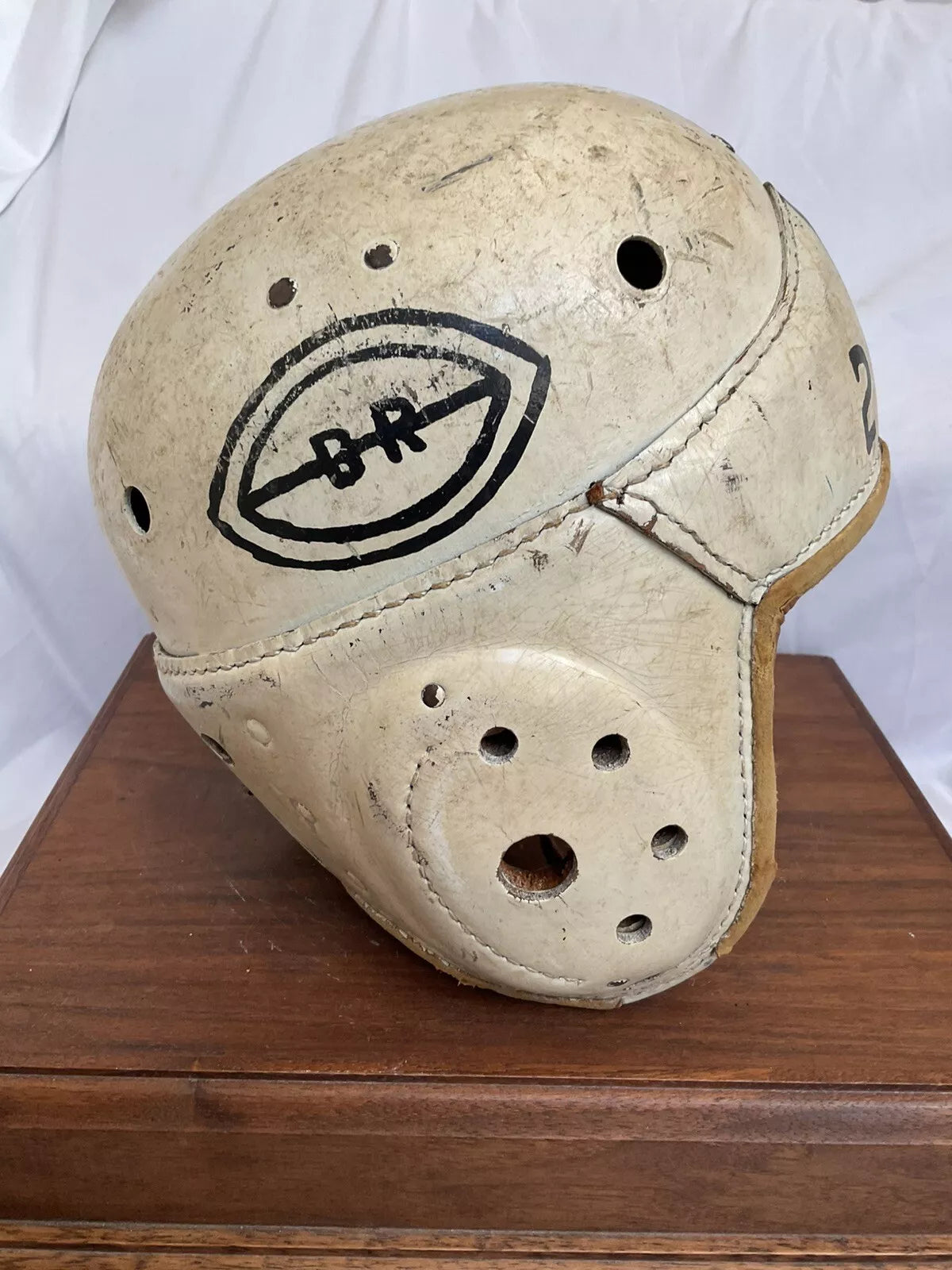 Original Wilson Authentic F2340 Leather Suspension Football Helmet Size 7 1/8 WESTBROOKSPORTSCARDS