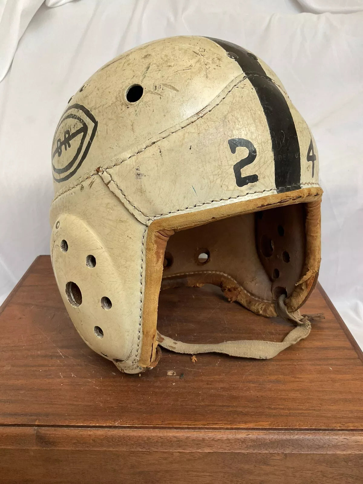 Original Wilson Authentic F2340 Leather Suspension Football Helmet Size 7 1/8 WESTBROOKSPORTSCARDS