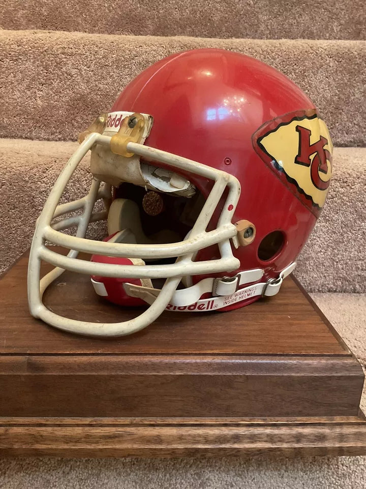 Vintage Riddell WD-1 Football Helmet Kansas City Chiefs Game Used 1983-85 Thomas WESTBROOKSPORTSCARDS