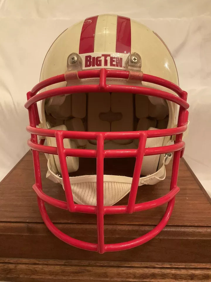 RIddell VSR-4 Football Helmet Vintage Game Used Wisconsin Badgers  WESTBROOKSPORTSCARDS   