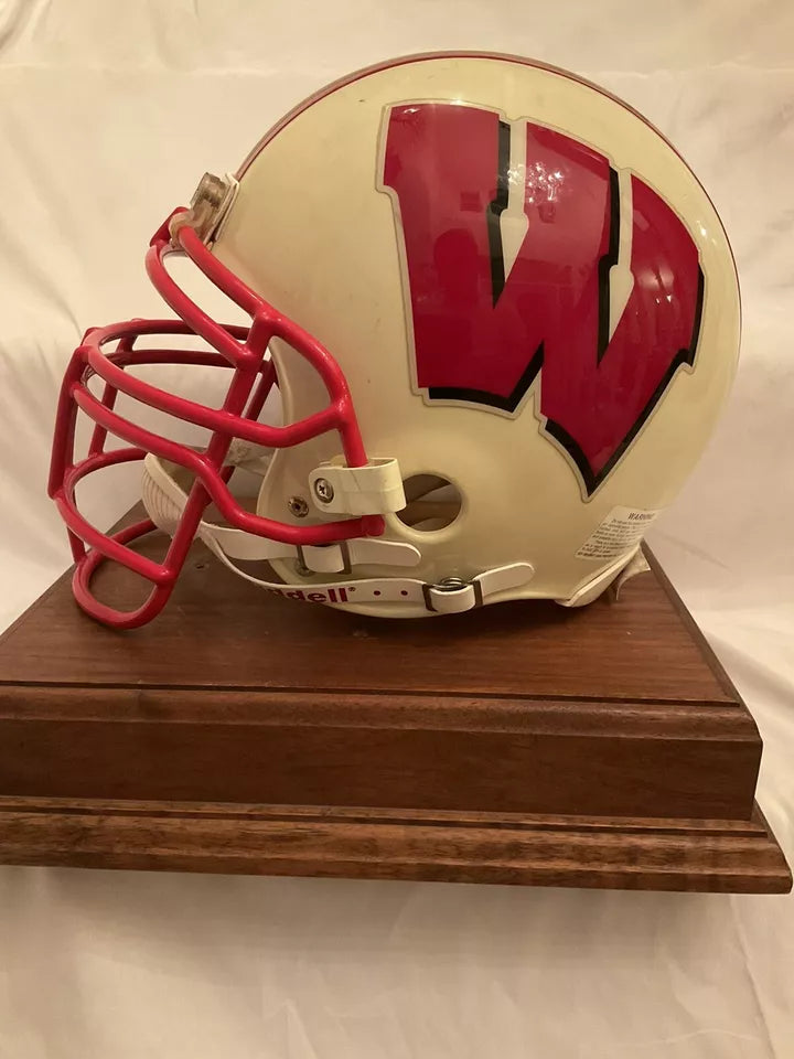 RIddell VSR-4 Football Helmet Vintage Game Used Wisconsin Badgers  WESTBROOKSPORTSCARDS   