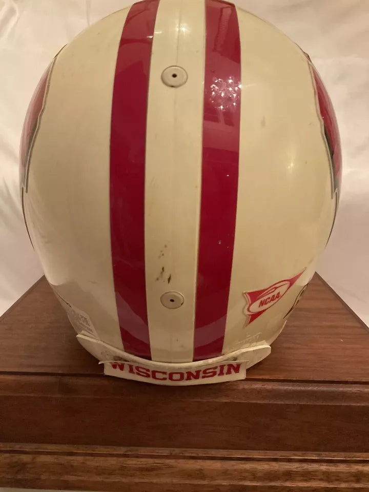 RIddell VSR-4 Football Helmet Vintage Game Used Wisconsin Badgers  WESTBROOKSPORTSCARDS   