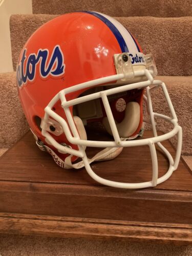 aggressive football helmet gator Game Used RIddell VSR4 Football Helmet- Custom Florida Gators – WESTBROOKSPORTSCARDS