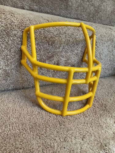 Vintage Riddell 1980s NJOP Football Helmet Yellow Gold 3-Dot Facemask USFL Sporting Goods:Team Sports:Football:Clothing, Shoes & Accessories:Helmets & Hats Riddell   