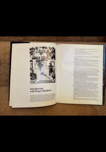 Tony Dorsett Autographed 1982 Dallas Cowboys Blue Book III Media Guide Fan Book Sports Mem, Cards & Fan Shop:Autographs-Original:Football-NFL:Other Autographed NFL Items WESTBROOKSPORTSCARDS   