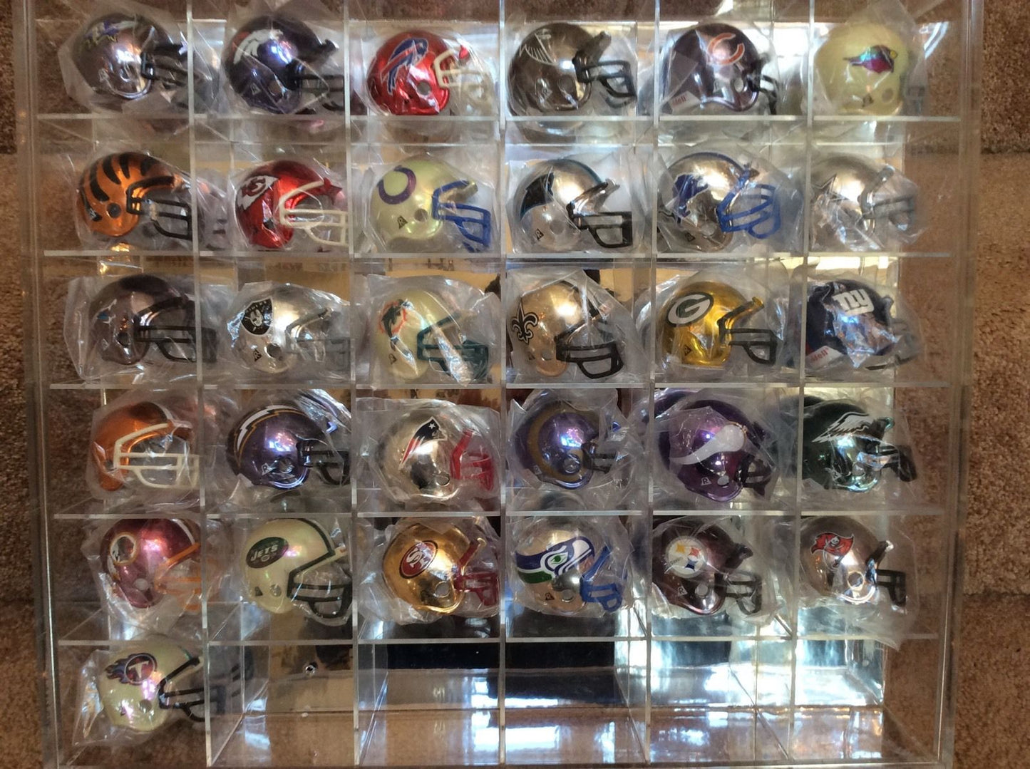 Gently Used Riddell 36-Count Acrylic Display Case (Helmets NOT included)  WESTBROOKSPORTSCARDS   