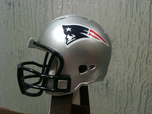New England Patriots Revolution Riddell NFL Pocket Pro Helmet (Alternate Navy mask)  WESTBROOKSPORTSCARDS   