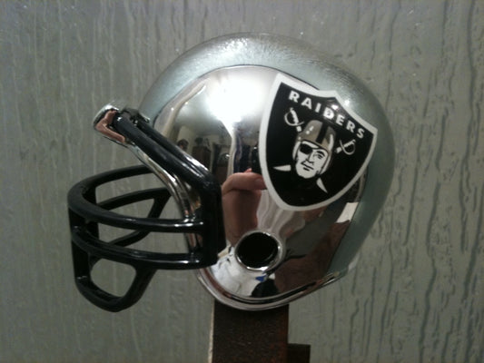 Riddell Pocket Pro and Throwback Pocket Pro mini helmets ( NFL ): Oakland Raiders Chrome Pocket Pro Helmet (Alternate Black mask)