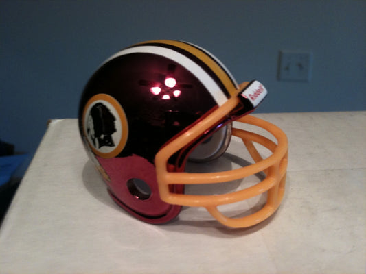 Riddell Pocket Pro and Throwback Pocket Pro mini helmets ( NFL ): Washington Redskins Chrome Pocket Pro