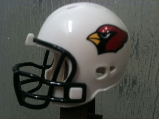 Riddell Pocket Pro and Throwback Pocket Pro mini helmets ( NFL ): Arizona Cardinals Revolution Pocket Pro Helmet (Alternate Black mask)