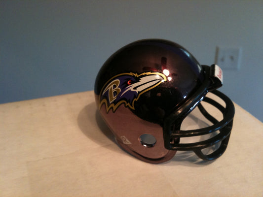Riddell Pocket Pro and Throwback Pocket Pro mini helmets ( NFL ): Baltimore Ravens Chrome Pocket Pro Helmet