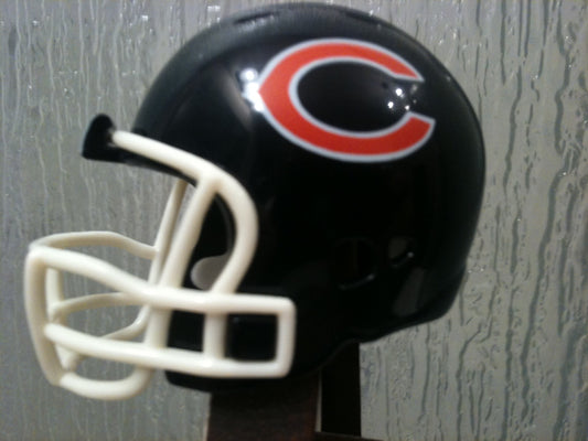 Riddell Pocket Pro and Throwback Pocket Pro mini helmets ( NFL ): Chicago Bears Revolution Pocket Pro Helmet (Alternate White mask)