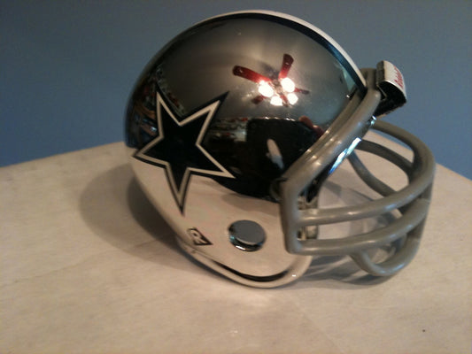 Riddell Pocket Pro and Throwback Pocket Pro mini helmets ( NFL ): Dallas Cowboys Chrome Pocket Pro Helmet